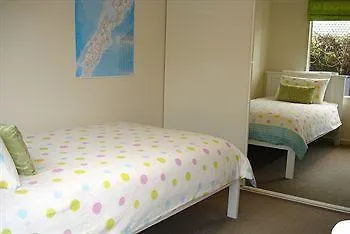 The White House B&B Κράισττσερτς Bed and Breakfast